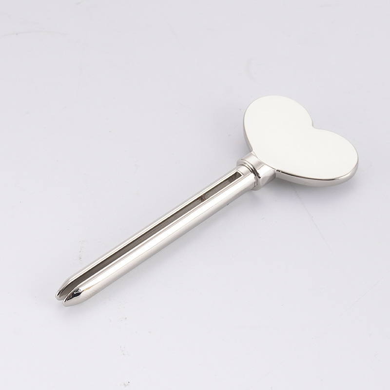 Metal Toothpaste Dispenser Facial Cleanser Toothpaste Tube Squeezer Key Shape Cosmetics Tube Squeezer