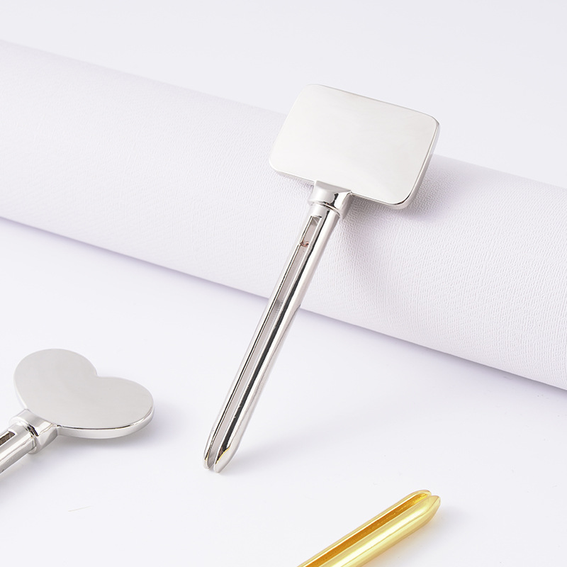 Rectangular Zinc Alloy Tube Squeezer With Pointed Tip Creams Paint Squeezer Tool For Family Washroom Bathroom
